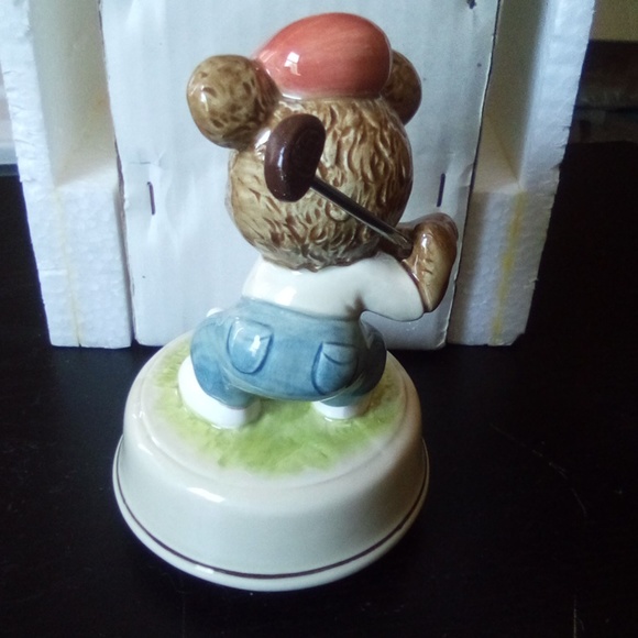 New old stock, Musical rotating figurine, Golfing Bear - Picture 4 of 11